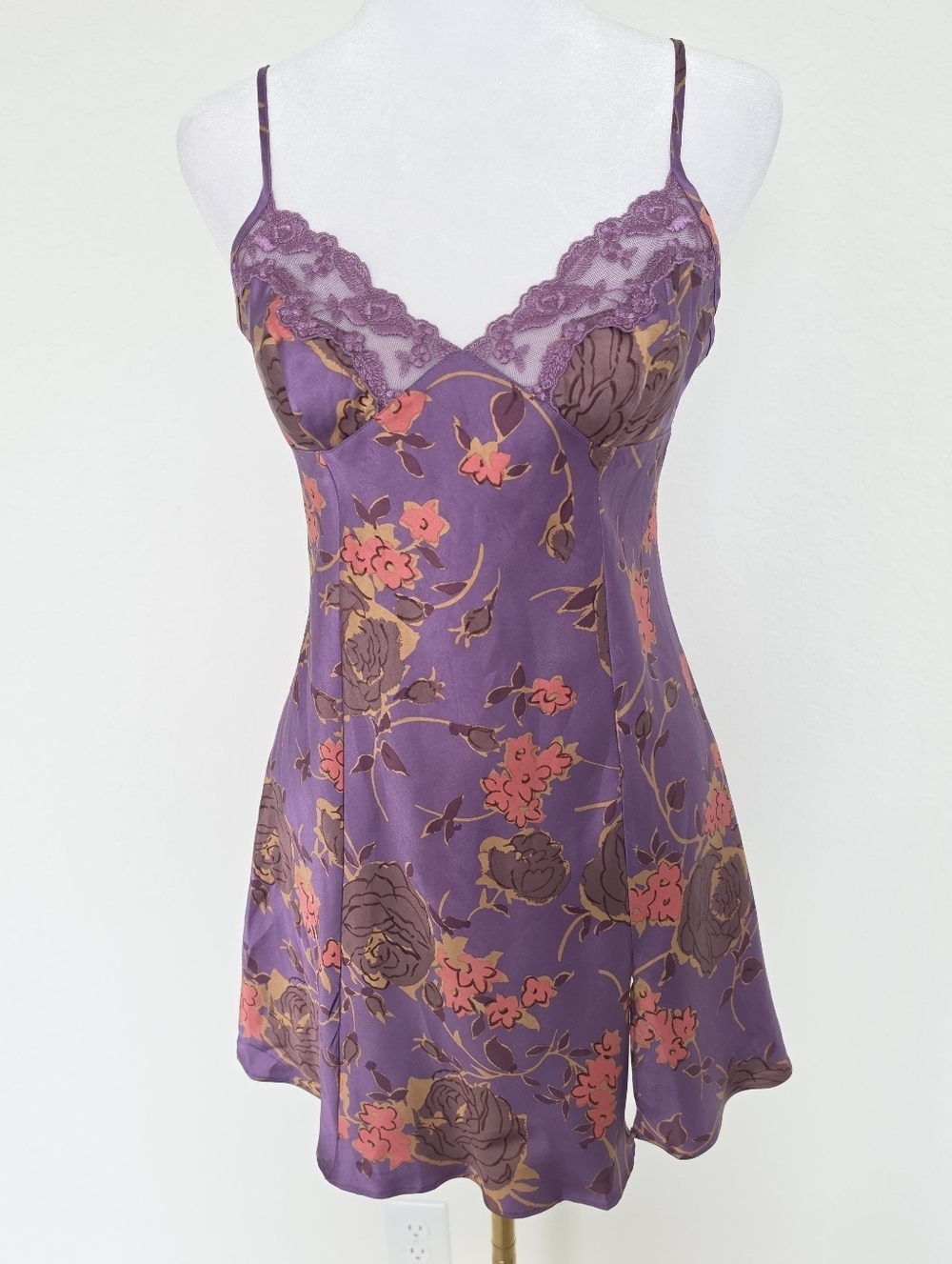Vintage Victoria’s Secret Floral Satin Slip Dress Purple Lace Open Back Y2K S